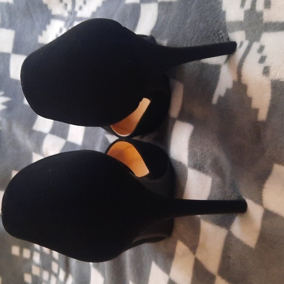Delicious Black Faux Suede Zoom Pointed Toe 4 Inch Stiletto Slip On Pumps Size 6 - Picture 6 of 12
